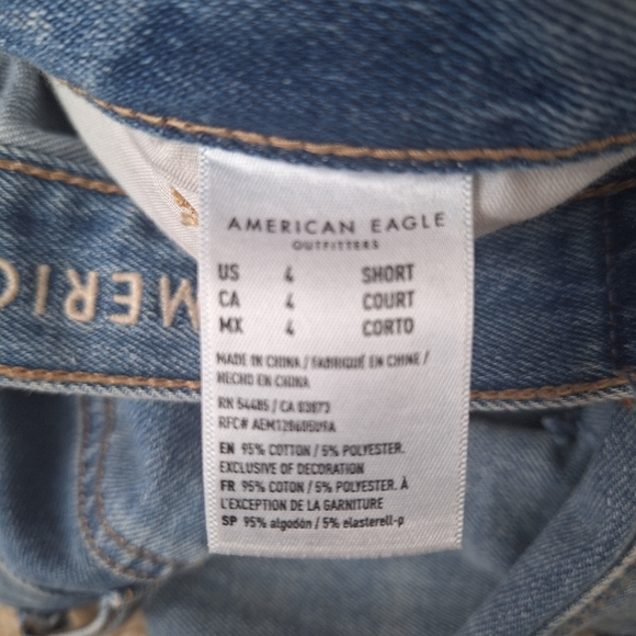 American Eagle Distressed Ripped Mom Jeans Size 4 Short - Picture 5 of 9